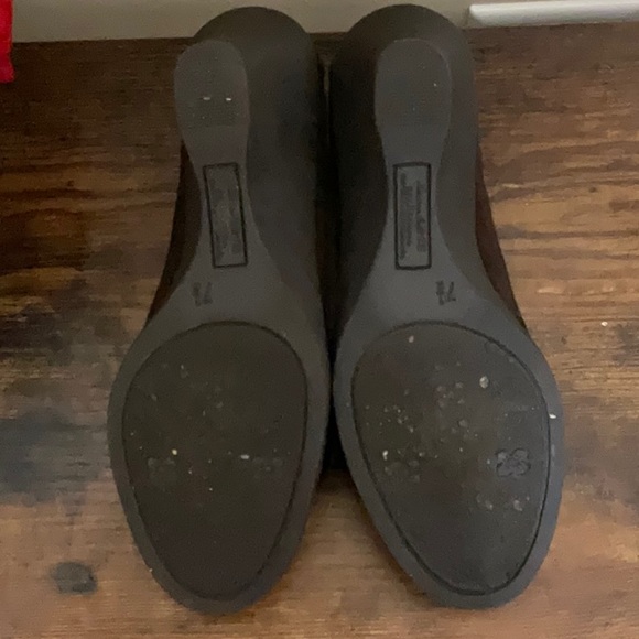 American Eagle Dark Brown Suede Leather Wedge Loafers 7.5 - Picture 7 of 7